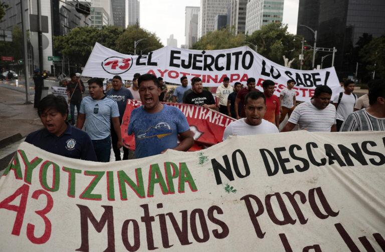 La impunidad persiste un año después del informe del Gobierno mexicano sobre Ayotzinapa