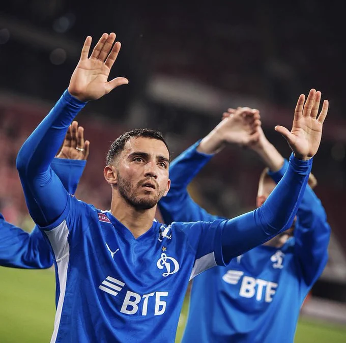 Luis Chávez debuta con Dinamo de Moscú y participa en jugada de gol