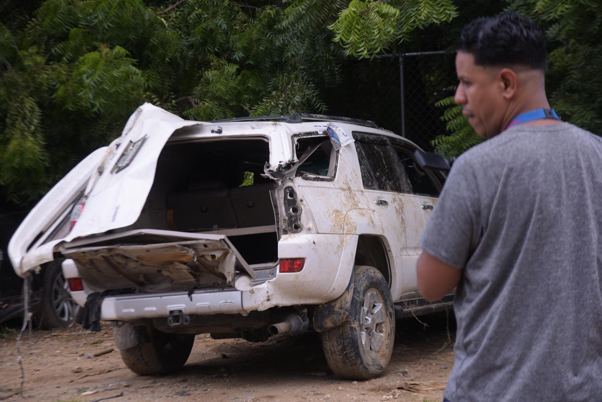 Mueren 13 haitianos al caer el vehículo en un canal de riego en República Dominicana