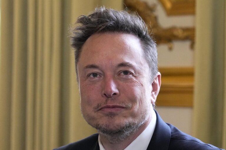 Musk dice que su pelea contra Zuckerberg se retransmitirá en Twitter