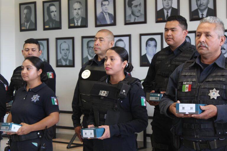 Entregan equipamiento para mejorar actuación de elementos policiacos Entregan equipamiento para mejorar actuación de elementos policiacos