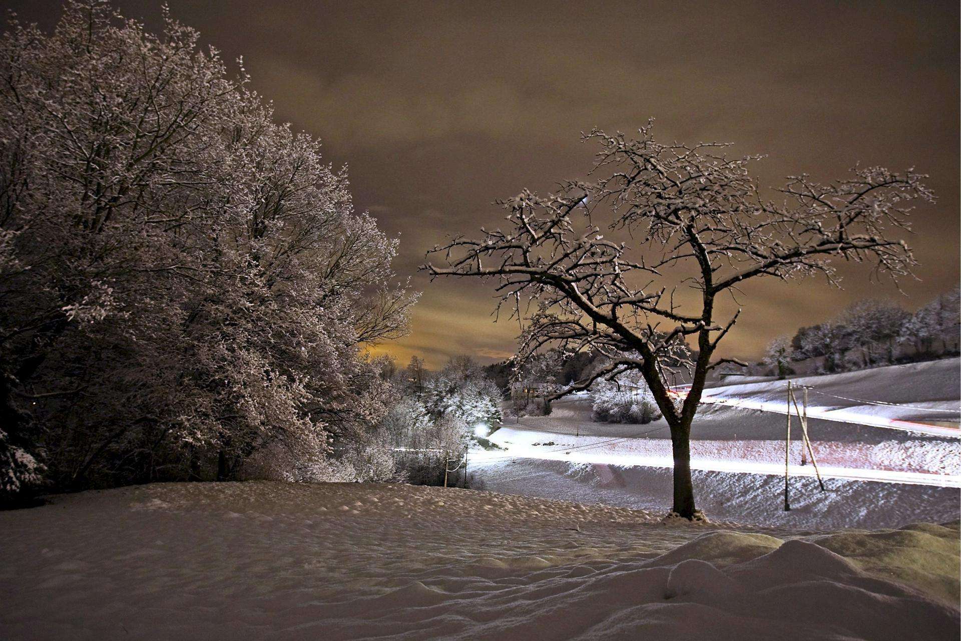 Un verano inusualmente frío en Centroeuropa provoca nevadas bajo los 2.000 metros en Suiza