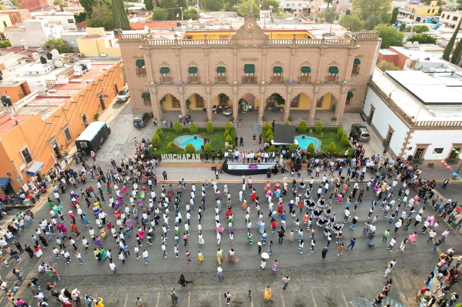 SEGUNDO CONCURSO NACIONAL Resplandor Huapanguero en Huichapan