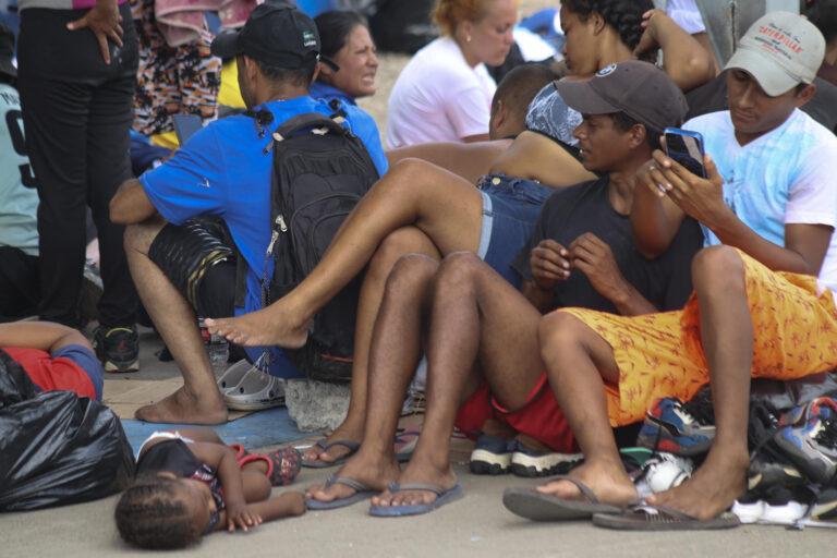 Panamá y Costa Rica analizarán la crisis migratoria en una cita en su área fronteriza