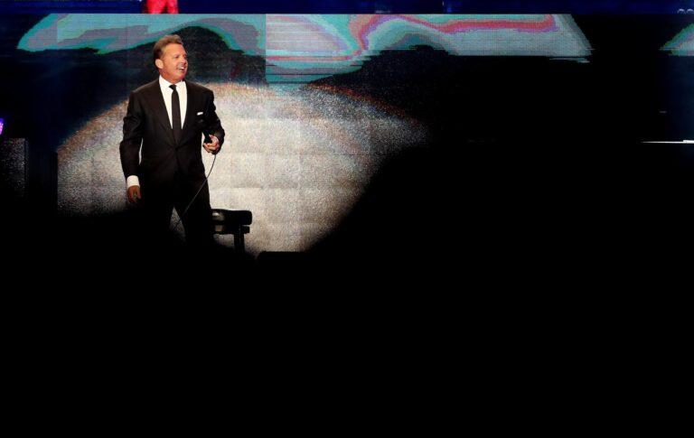 Insólita polémica atraviesa la gira argentina de Luis Miguel: ¿actúa un doble? Insólita polémica atraviesa la gira argentina de Luis Miguel: ¿actúa un doble?