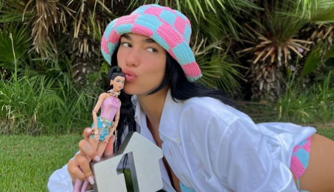 Dua Lipa ya tiene su propia Barbie