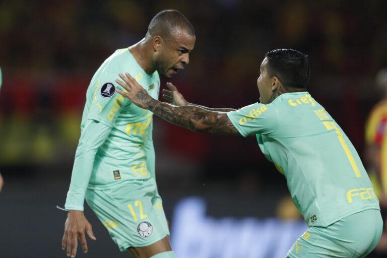 Palmeiras a por su cuarta semifinal consecutiva en Libertadores y Pereira tras un milagro