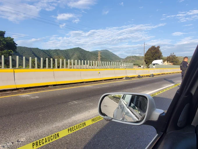 Arrojan restos humanos en autopista Ciudad Mendoza-Esperanza Arrojan restos humanos en autopista Ciudad Mendoza-Esperanza