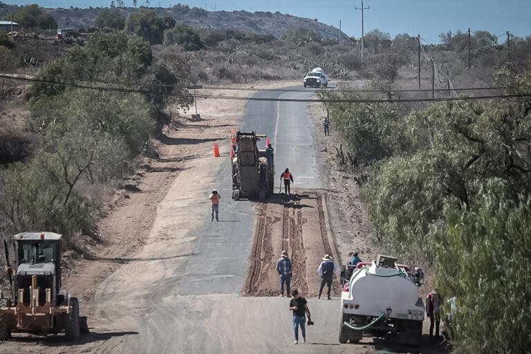 Prioriza SIPDUS su presupuesto para invertir en caminos dignos y agua