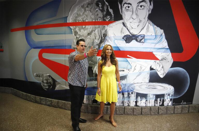 Honran a Tito Puente con un mural y una exposición en el centenario de su nacimiento Honran a Tito Puente con un mural y una exposición en el centenario de su nacimiento
