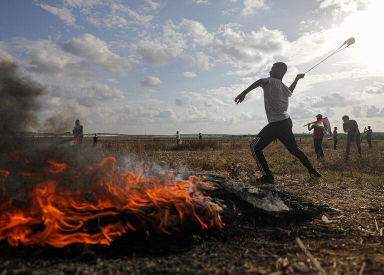 Cinco palestinos muertos y 25 heridos en una explosión en Gaza entre los choques con el Ejército israelí