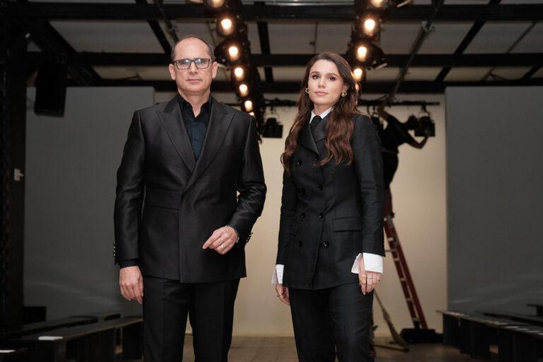 Padre e hija diseñadores unen dos generaciones para la Semana de la Moda en Nueva York