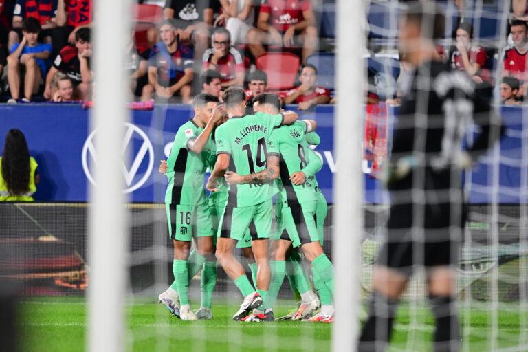 El Atlético alarga su idilio en El Sadar con polémica El Atlético alarga su idilio en El Sadar con polémica