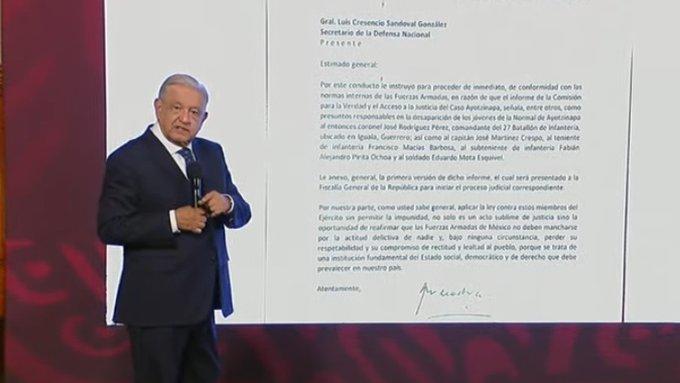 Esta es la carta de AMLO para madres y padres de los 43 normalistas Esta es la carta de AMLO para madres y padres de los 43 normalistas
