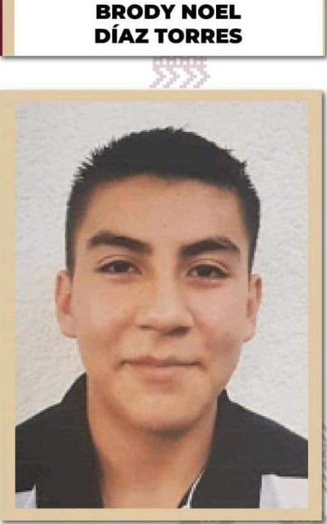 Familia de menor que está desaparecido, pide ayuda para encontrarlo Familia de menor que está desaparecido, pide ayuda para encontrarlo