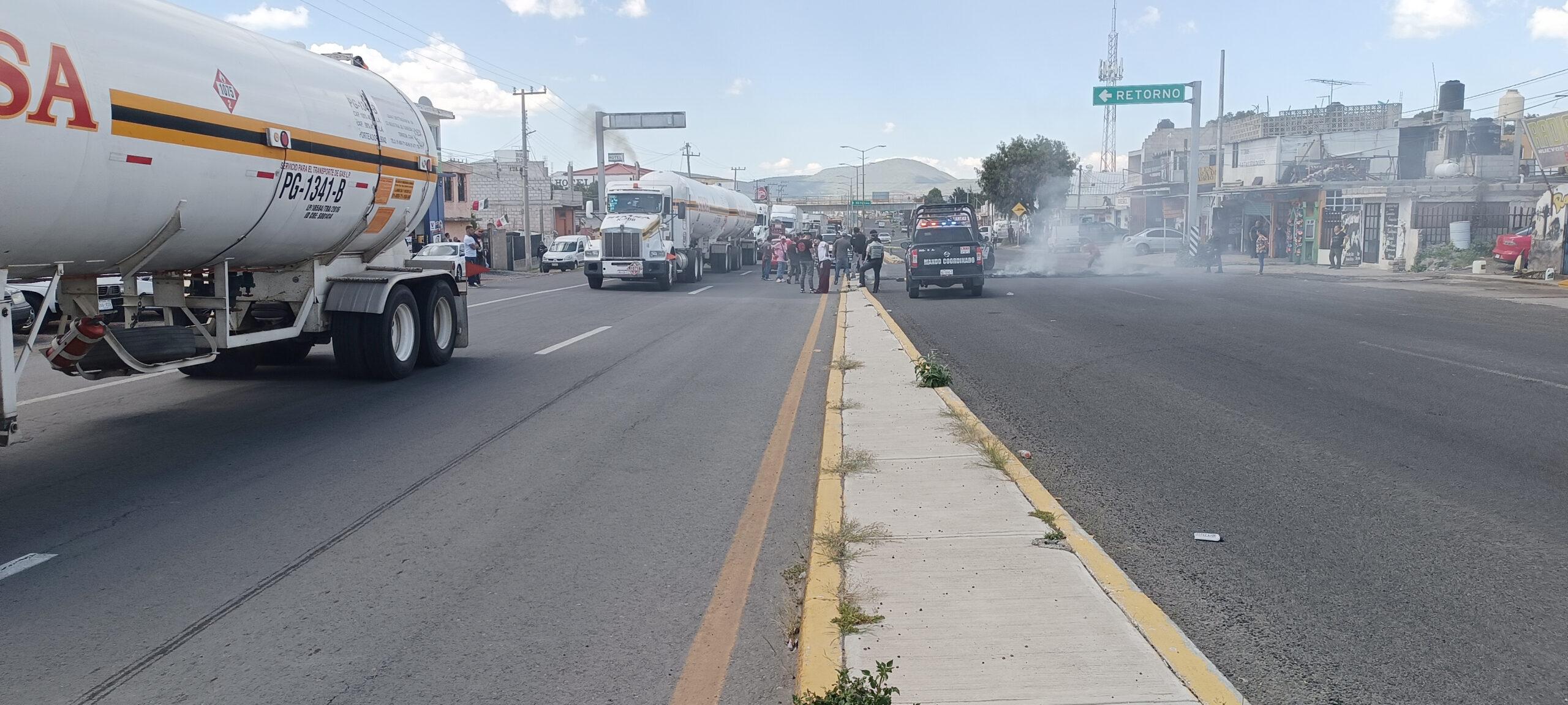 MP no quiso recibir denuncia, habitantes bloquean carretera