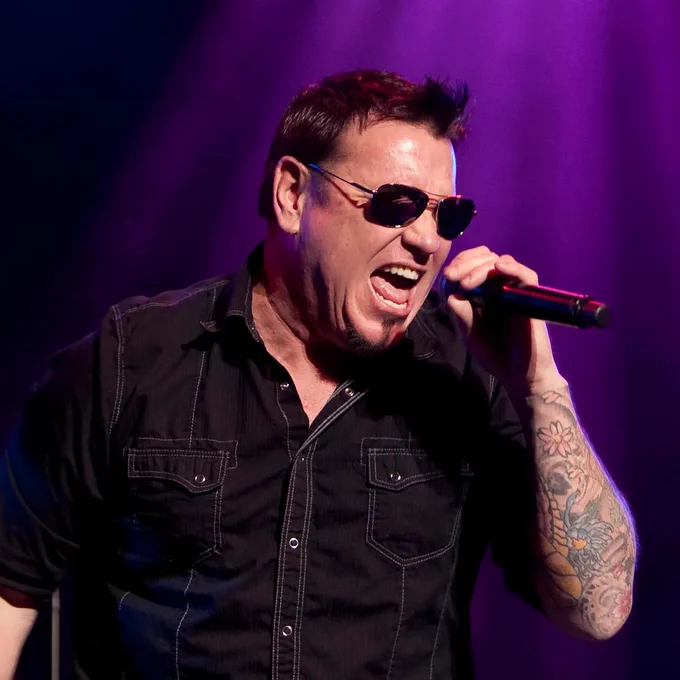 Muere Steve Harwell, cantante de Smash Mouth Muere Steve Harwell, cantante de Smash Mouth