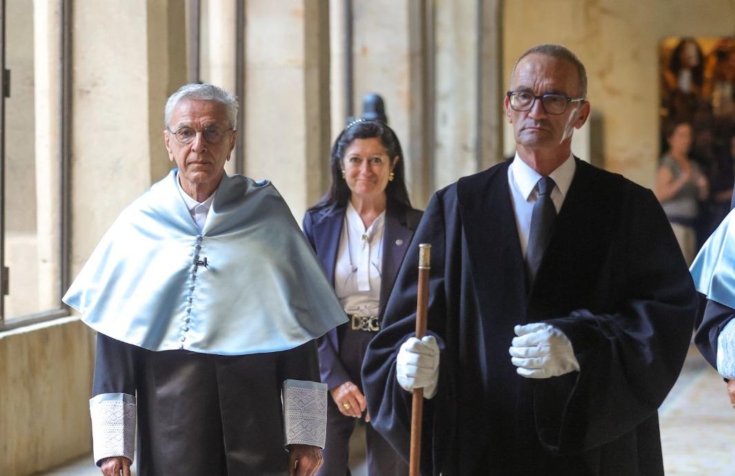 Caetano Veloso, doctor honoris causa por la Universidad de Salamanca en España