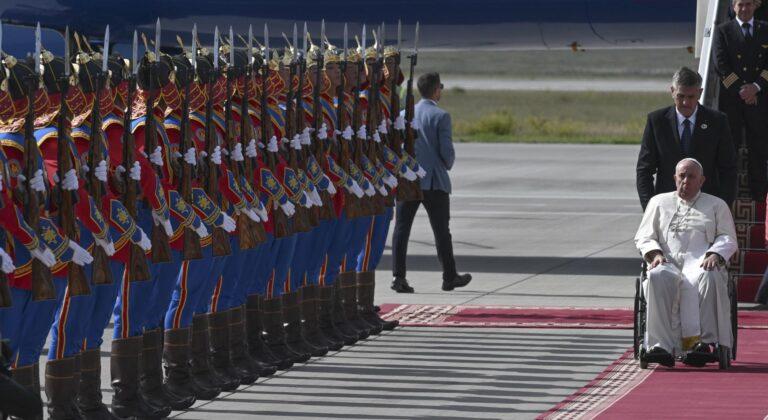 El papa llega a Mongolia, con su pequeña población, pero una enorme cultura