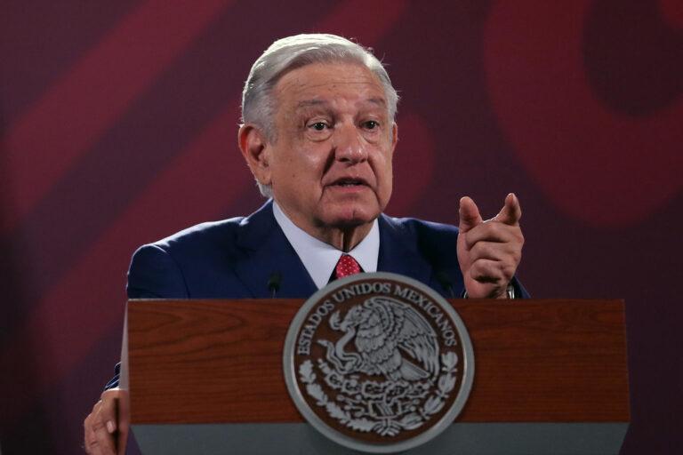 López Obrador niega “inclinar la balanza” en la definición de la candidatura presidencial López Obrador niega “inclinar la balanza” en la definición de la candidatura presidencial