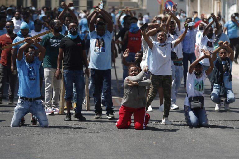 Al menos 114 heridos en Israel por enfrentamientos entre eritreos y la Policía Al menos 114 heridos en Israel por enfrentamientos entre eritreos y la Policía