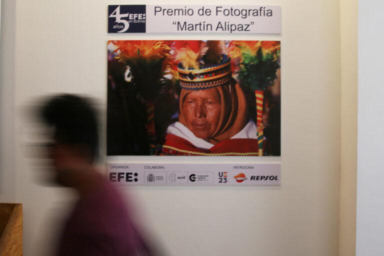 El retrato de una mujer indígena gana el concurso fotográfico por los 45 años de EFE en Bolivia