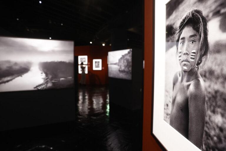 Abre “Amazônia”, una muestra multisensorial del fotógrafo Sebastião Salgado en Madrid Abre “Amazônia”, una muestra multisensorial del fotógrafo Sebastião Salgado en Madrid