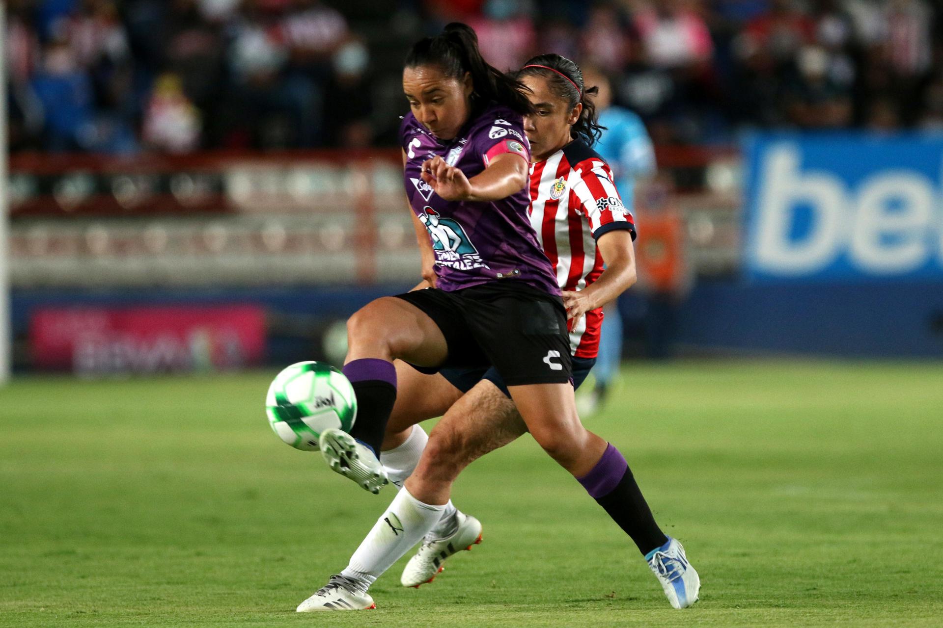 Marta Cox, Charlyn Corral y Priscila Chinchilla sellan goleada de Pachuca ante Mazatlán FC