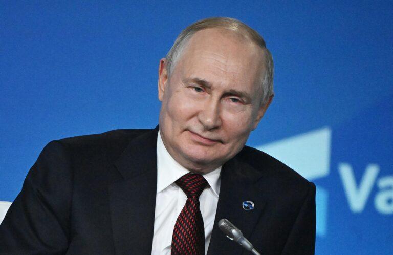 Putin anuncia pronta producción masiva del misil balístico intercontinental Sarmat Putin anuncia pronta producción masiva del misil balístico intercontinental Sarmat