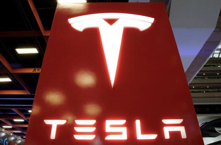 Los beneficios netos de Tesla cayeron un 20,3 % en los nueve primeros meses del año Los beneficios netos de Tesla cayeron un 20,3 % en los nueve primeros meses del año