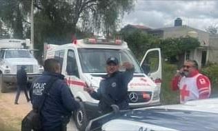 Chofer atropelló a su ayudante, quien murió bajo la unidad Chofer atropelló a su ayudante, quien murió bajo la unidad