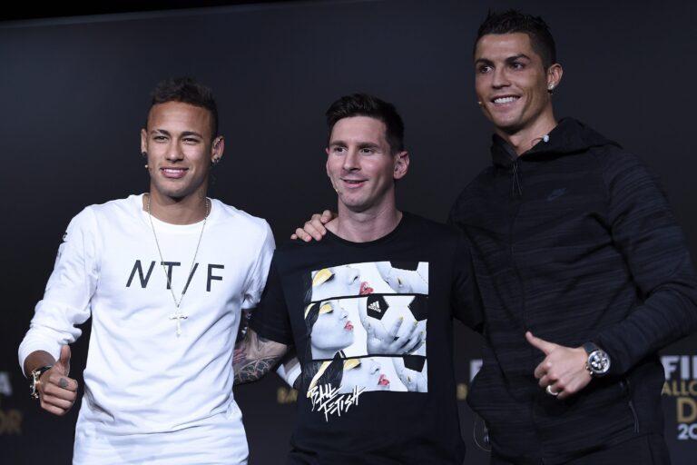 Cristiano Ronaldo, Messi y Neymar, los tres futbolistas mejor pagados del mundo en 2023 Cristiano Ronaldo, Messi y Neymar, los tres futbolistas mejor pagados del mundo en 2023