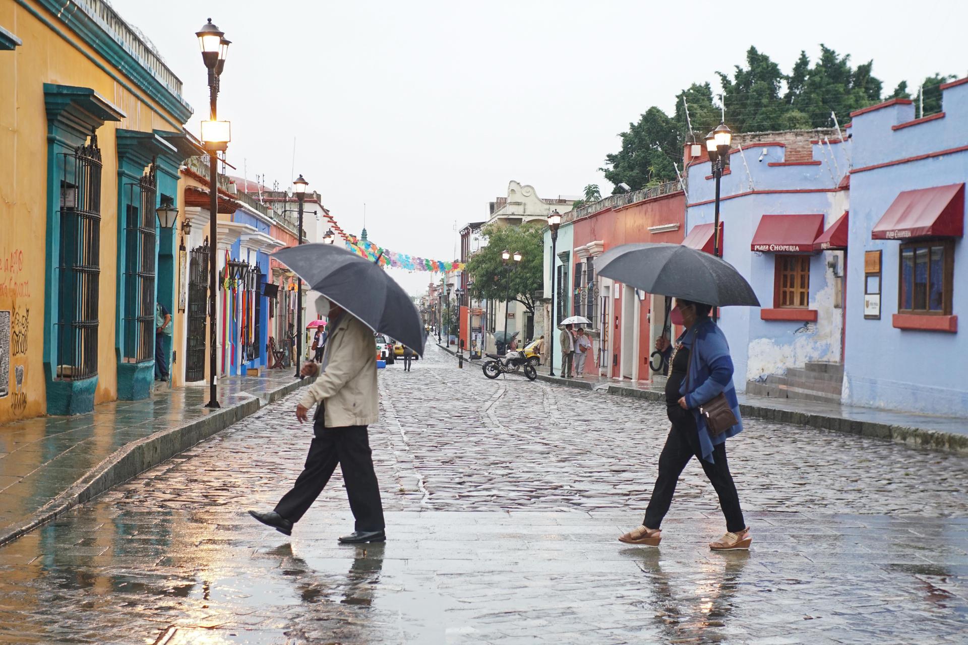 México reporta la formación de la tormenta tropical pilar