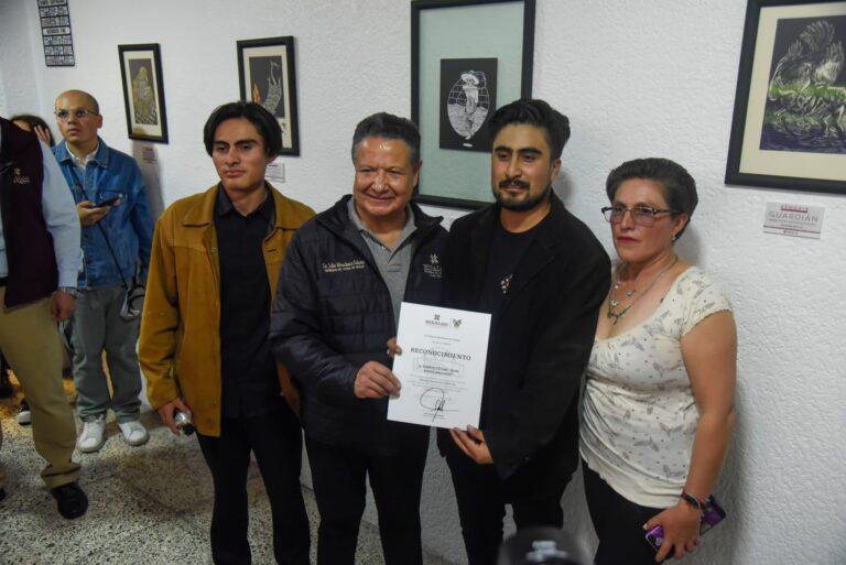 Inauguran “Kénosis, intervención gráfica 1.2” Inauguran “Kénosis, intervención gráfica 1.2”