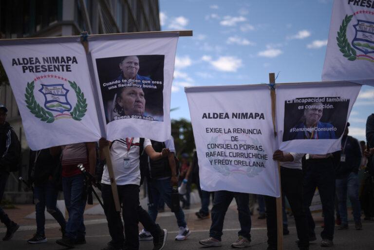 Comunidades indígenas inician un paro nacional en Guatemala para exigir la renuncia de la fiscal general Comunidades indígenas inician un paro nacional en Guatemala para exigir la renuncia de la fiscal general