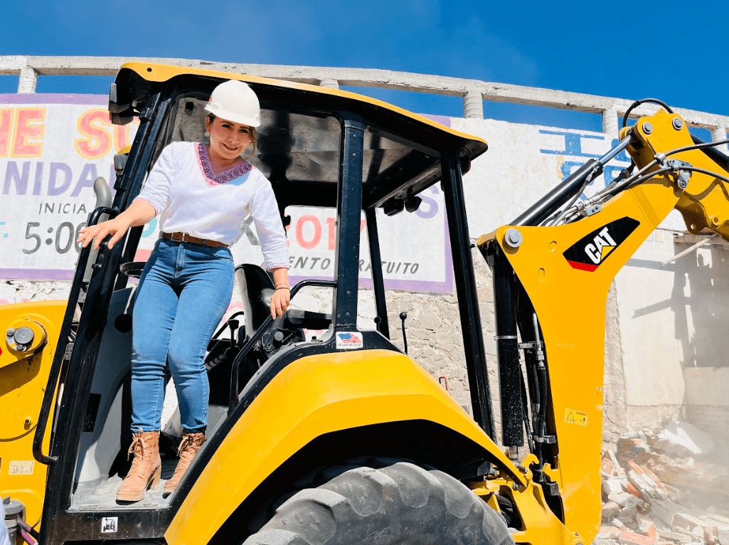 Demolerán plaza de toros, construirán oficinas de seguridad pública 