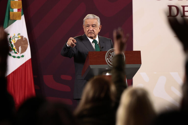 López Obrador afirma que el presupuesto para la reconstrucción de Acapulco “es suficiente”