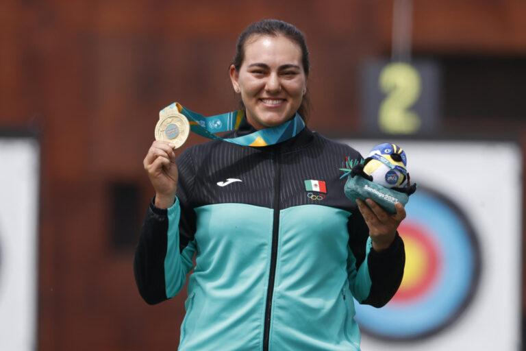 La mexicana Alejandra Valencia, leyenda del arco tras ganar su tercer oro panamericano