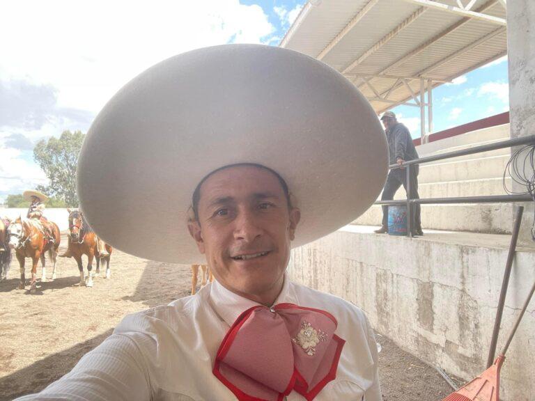 Alcalde se va de tour a San Luis Potosí a campeonato charro