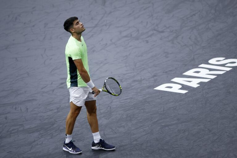 Alcaraz cae en su primer asalto de París ante el ruso Safiullin Alcaraz cae en su primer asalto de París ante el ruso Safiullin