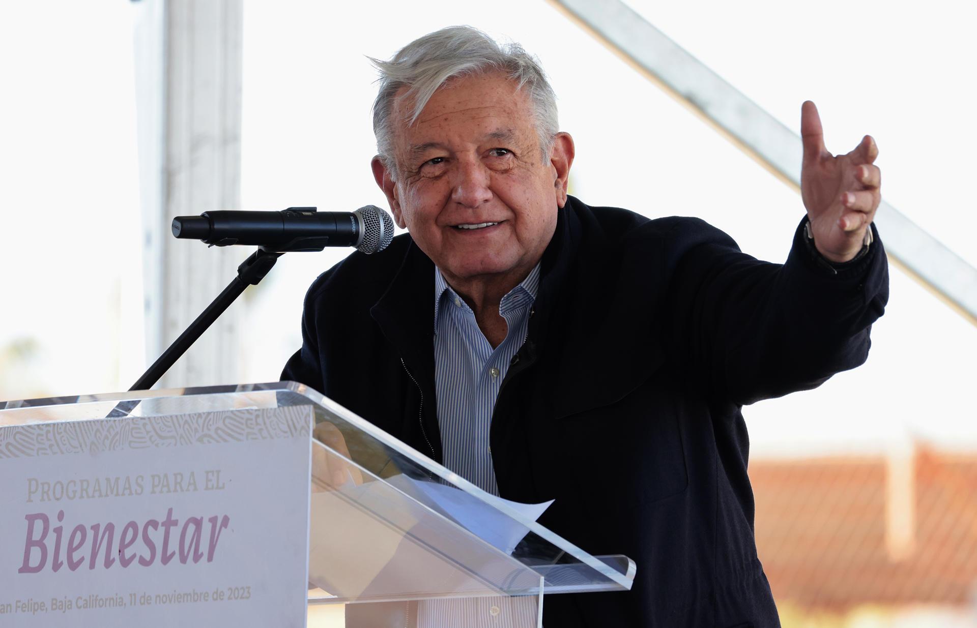 AMLO está “muy contento” por la elección de candidatos