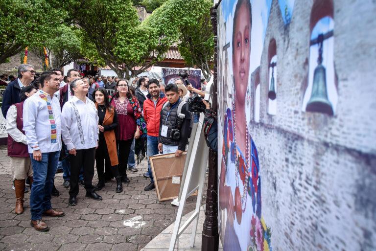 Menchaca Salazar recorrió centro ceremonial de Xantolo 2023