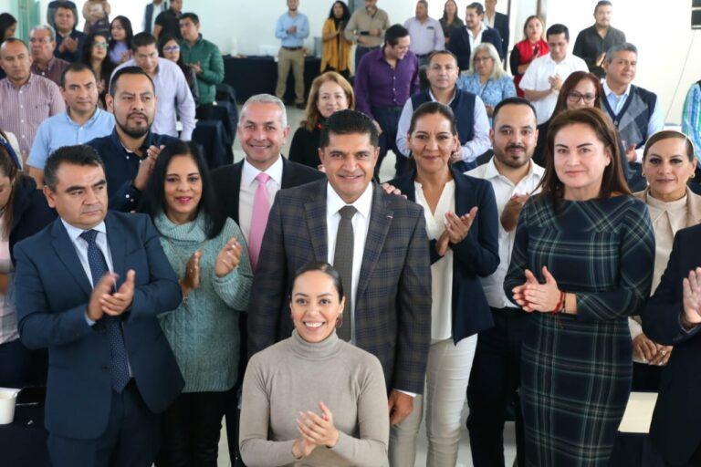 Funcionarios municipales reciben capacitación en materia de fiscalización Funcionarios municipales reciben capacitación en materia de fiscalización