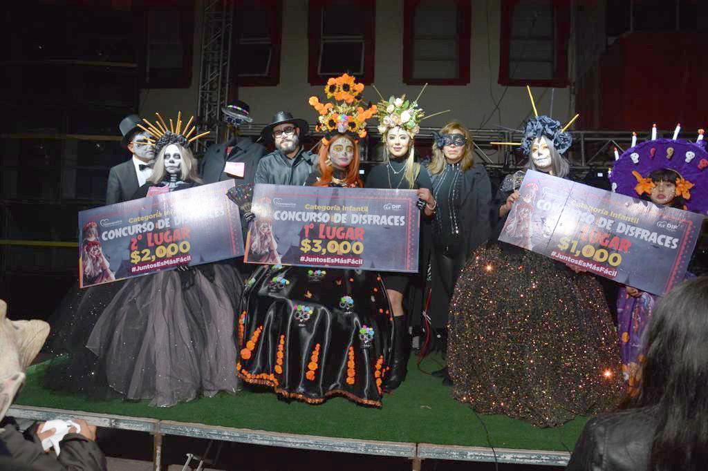 Tradicional desfile de “Día de Muertos”, un encuentro de dos mundos