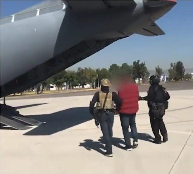 Terror y caos en Jalisco, por captura de Juan Carlos del Cártel Jalisco Nueva Generación Terror y caos en Jalisco, por captura de Juan Carlos del Cártel Jalisco Nueva Generación