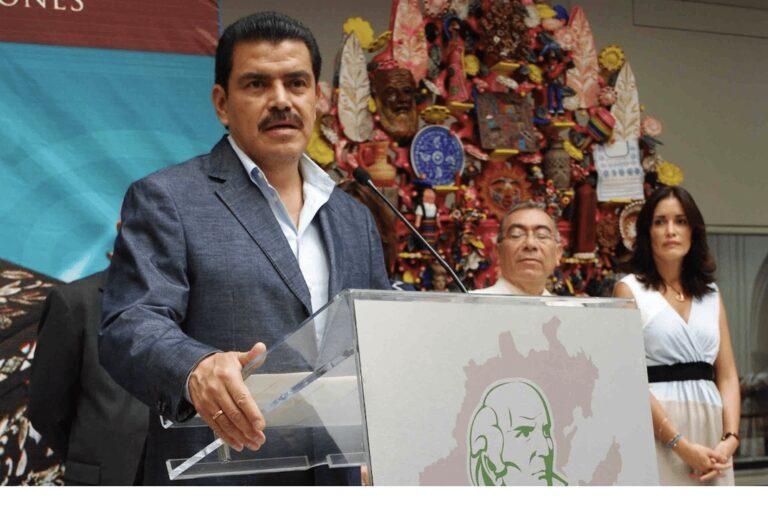 Acusan de mediocre, desleal, traicionero y cínico, a José Francisco Olvera Ruiz Acusan de mediocre, desleal, traicionero y cínico, a José Francisco Olvera Ruiz