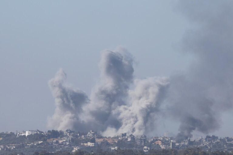Más de 240 muertos en las últimas horas elevan a casi 21.000 los fallecidos en Gaza Más de 240 muertos en las últimas horas elevan a casi 21.000 los fallecidos en Gaza