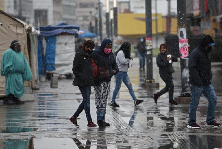 México espera la segunda tormenta invernal de la temporada con nieve en Baja California