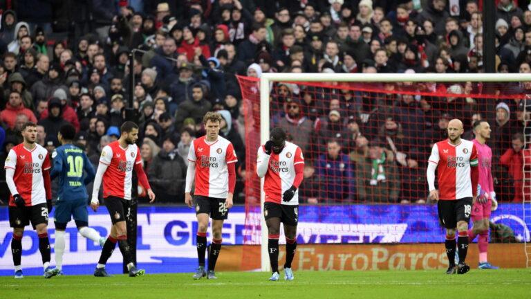 El PSV le pega al campeón en la liga de los Países Bajos El PSV le pega al campeón en la liga de los Países Bajos