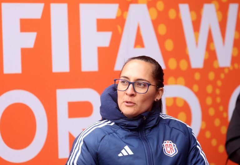 La ex seleccionadora de Costa Rica Amelia Valverde espera imprimir experiencia a Monterrey